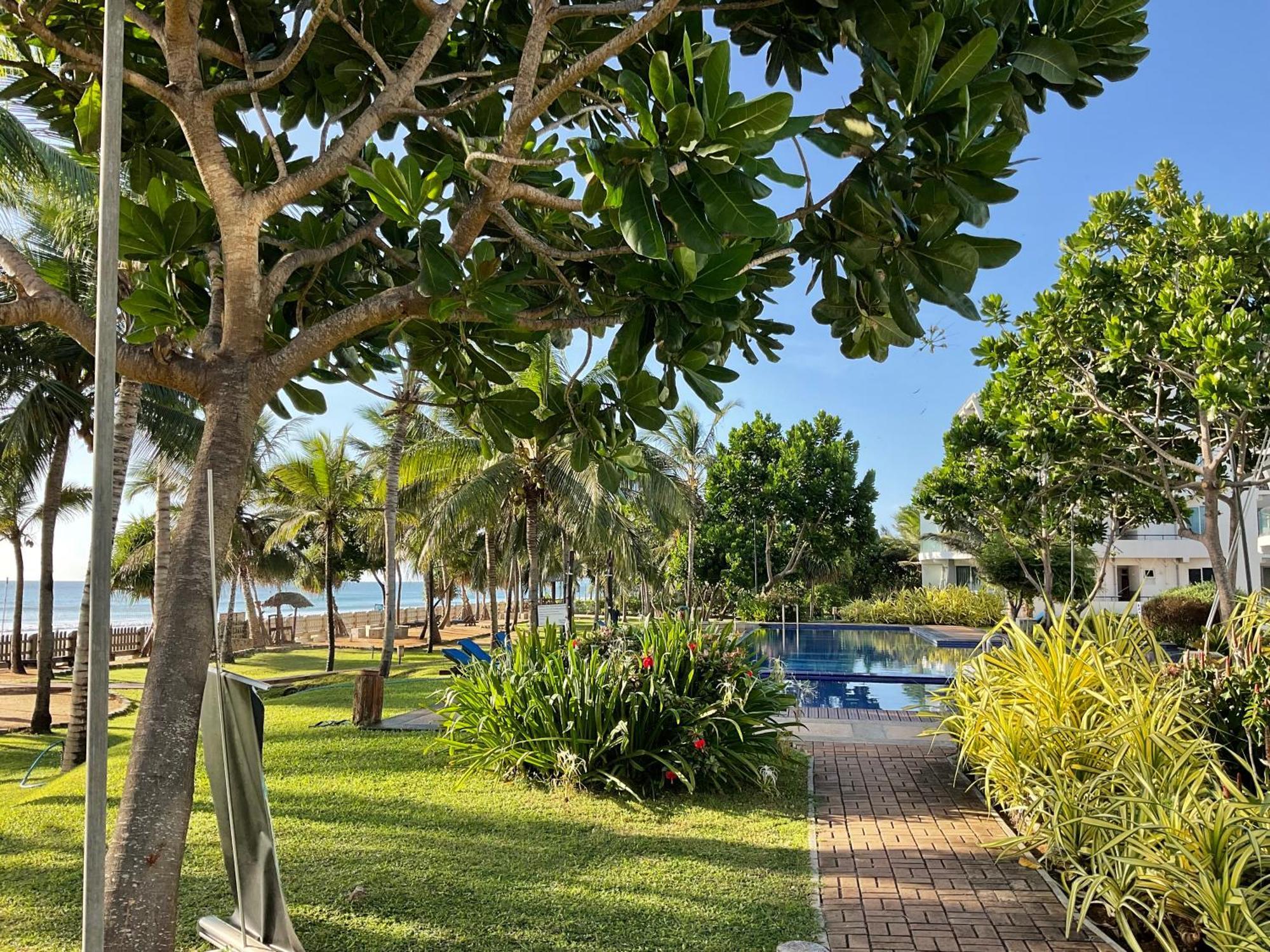 Beach Bliss Trincomalee Exterior foto
